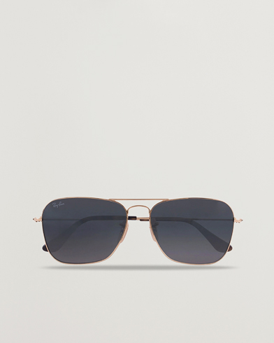 Men | Sunglasses | Ray-Ban | 0RB3136 Caravan Sunglasses Gold/Grey