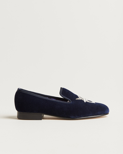 Celebrate New Year's Eve in style |  Albert Shark Pumps Navy