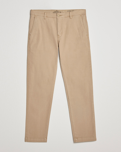 Men | Trousers | Levi's | Garment Dyed Stretch Chino Beige