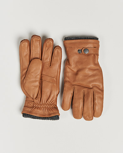 Men | Warming accessories | Hestra | Utsjö Fleece Liner Buckle Elkskin Glove Cognac