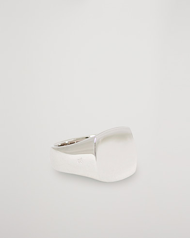 Men | For the Connoisseur | Tom Wood | Cushion Polished Ring Silver