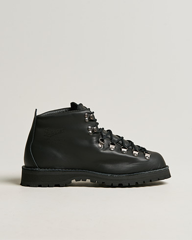 Men | Handmade Shoes | Danner | Mountain Light GORE-TEX Boot Black