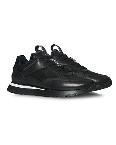Black sneakers |  Arigon Running Sneaker Black