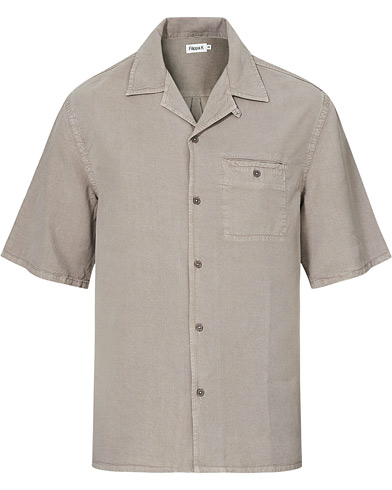 Men | Short Sleeve Shirts | Filippa K | Charlie Tencel Shirt Light Taupe