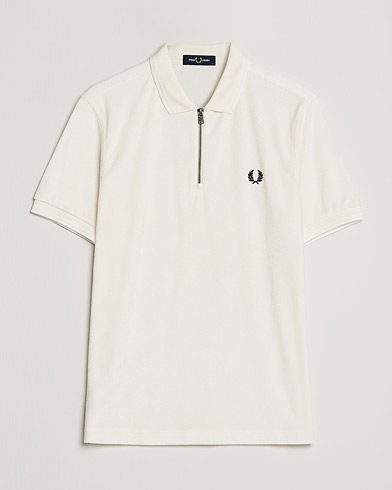 Men | Polo Shirts | Fred Perry | Towelling Zip Neck Polo Ecru