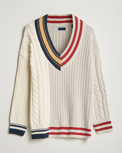 Men | Knitted Jumpers | GANT | Patched Cricket V-Neck Sweater Dry Sand