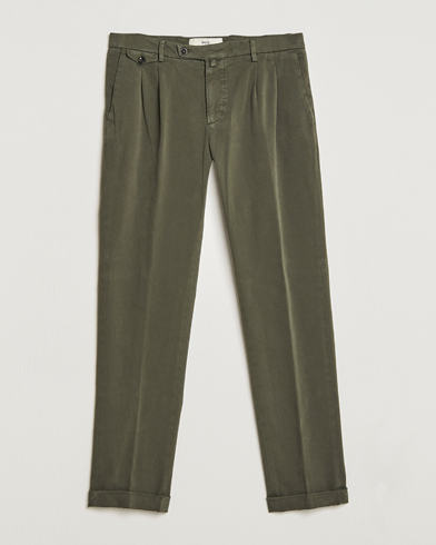 Men | Trousers | Briglia 1949 | Easy Fit Pleated Cotton Stretch Chino Military