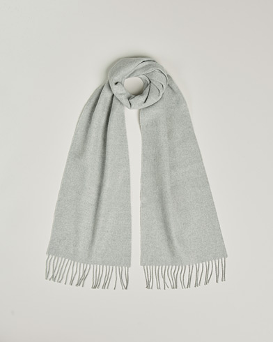 Men | Best of British | Begg & Co | Vier Lambswool/Cashmere Solid Scarf Silver