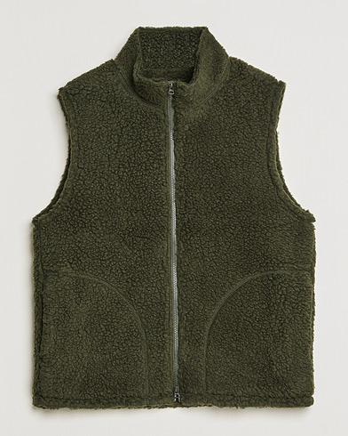 Men | Coats & Jackets | BEAMS PLUS | Boa Fleece Vest Forest Green