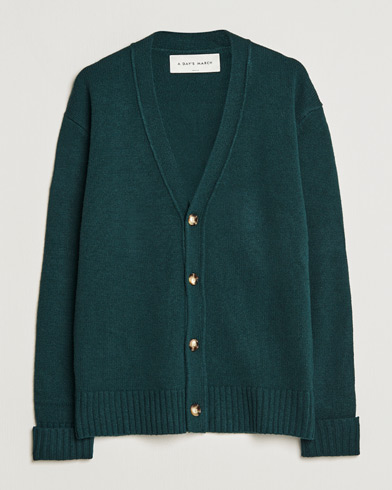 Men | A Day's March | A Day's March | Snag Lambswool Cardigan Bottle Green