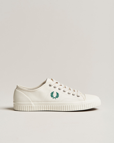 Men | Fred Perry | Fred Perry | Huges Low Canvas Sneaker Light Ecru