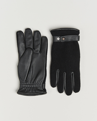 Stone Island Soft Shell-R_e Recycled Gloves Black at CareOfCarl.com