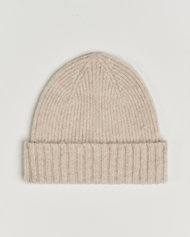 Robert Mackie Rona Ribbed Shaggy Lambswool Beanie White – White