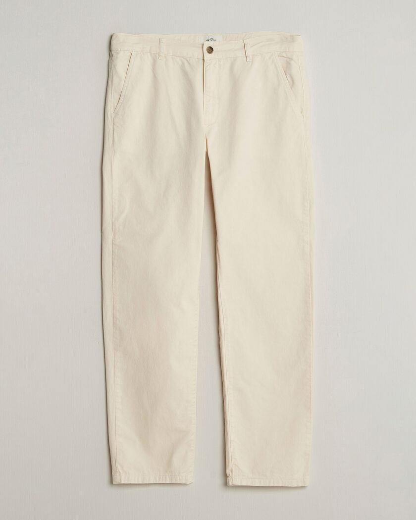 Brunello Cucinelli Slim Fit Pleated Trousers Off White at