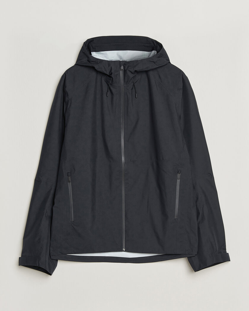 Goldwin Pertex Shieldair Mountaineering Jacket Black at Goldwin Pertex Shieldair Mountaineering Jacket Black at