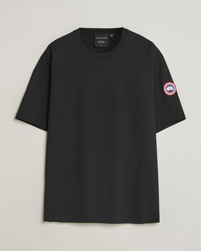 Thom Browne Relaxed Fit T-Shirt Navy at CareOfCarl.com