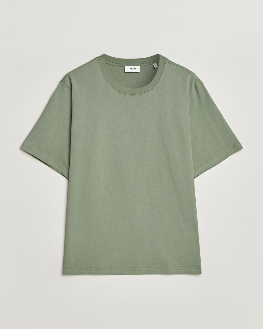 Drake's Washed Hiking T-Shirt Green at CareOfCarl.com