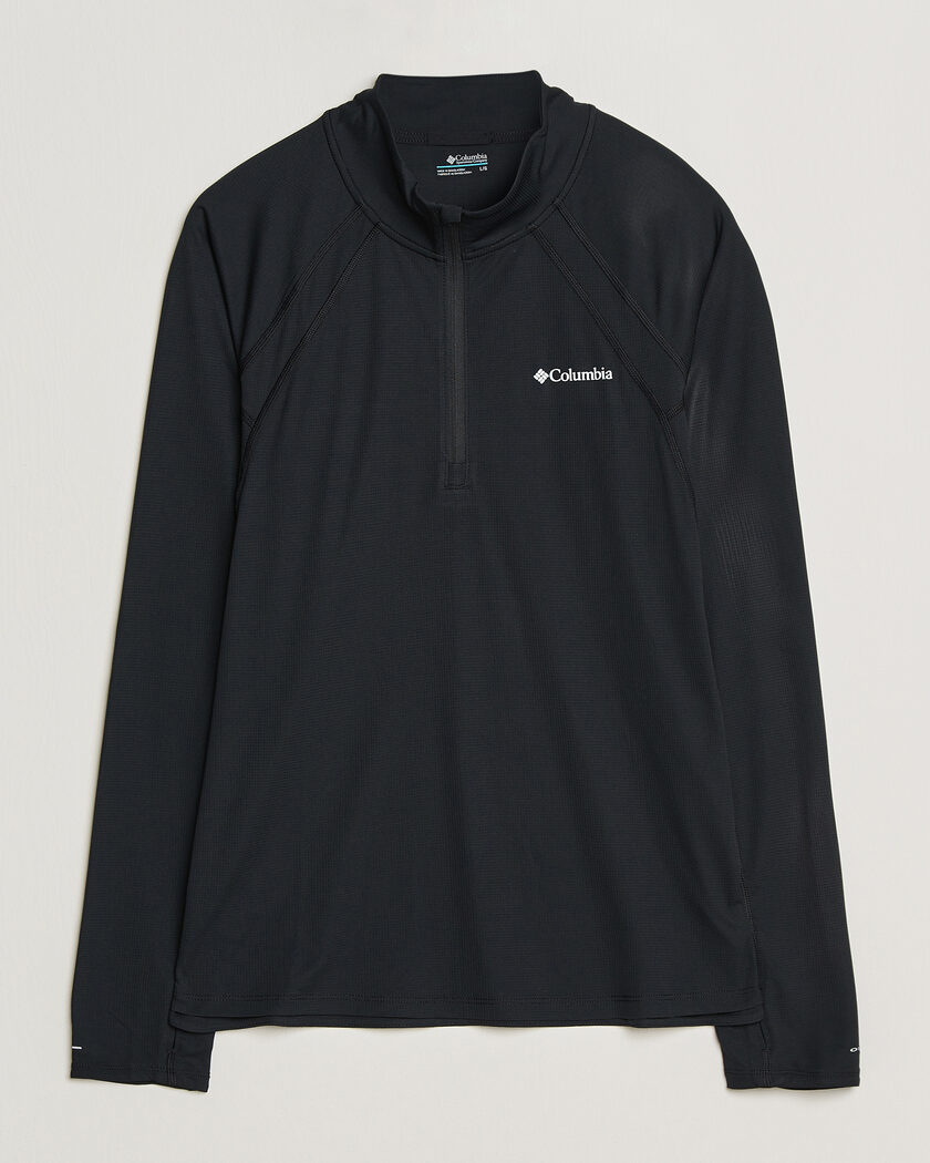 SOAR Running Long Sleeve Tech Tee Black at CareOfCarl.com