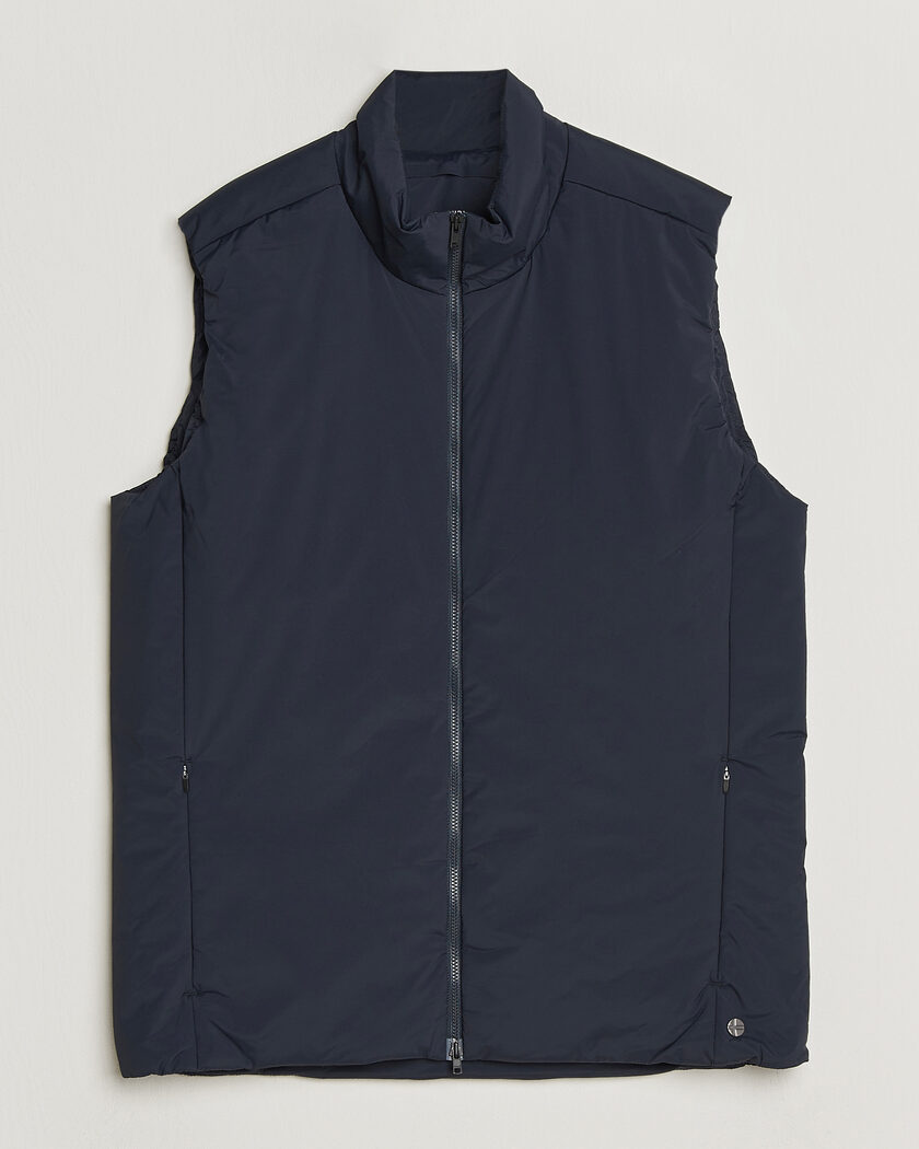 Arc'teryx Atom Lightweight Vest Black Sapphire at CareOfCarl.com
