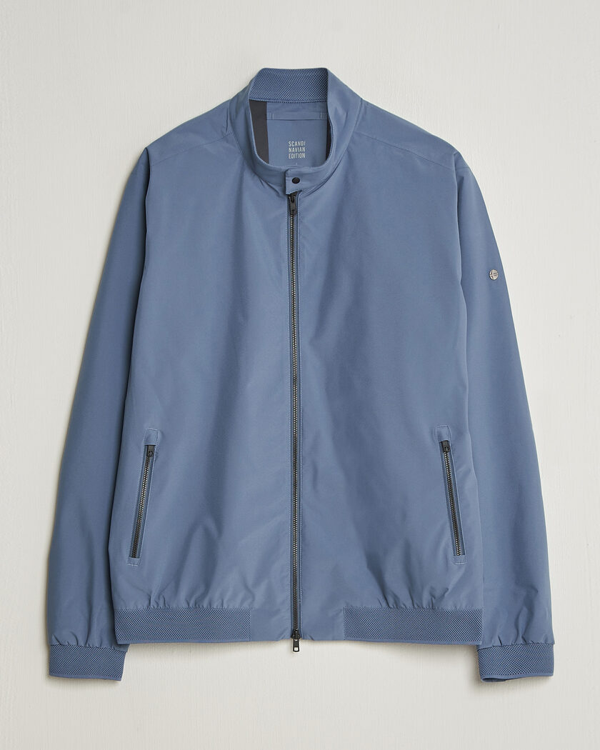 90s Emporio Armani MA-1ジャケット ライトブルー Emporio Armani Light Jacket Blue at CareOfCarl.com