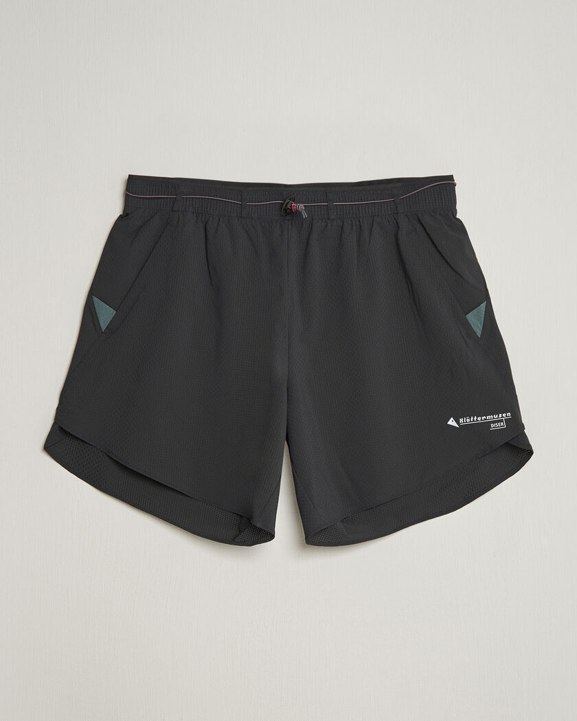 Houdini Pace Trail Shorts True Black at CareOfCarl.com