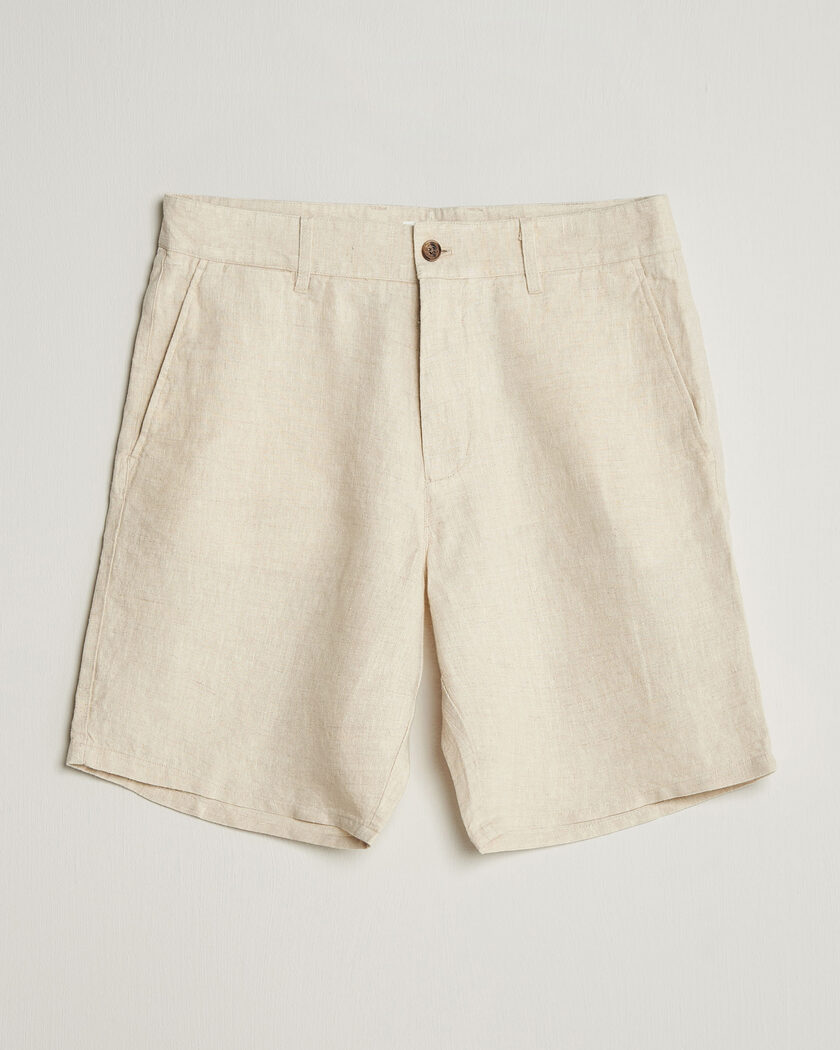 Auralee Finx Linen Easy Shorts Ecru at CareOfCarl.com