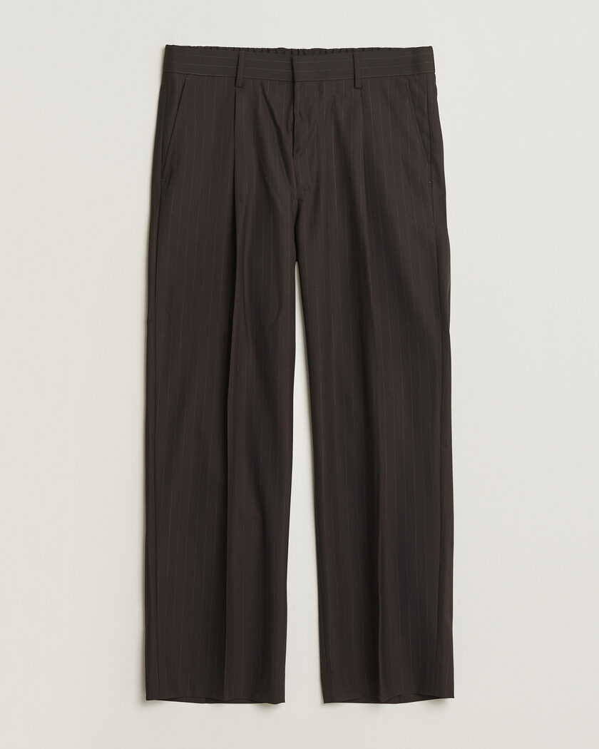 NN07 Kay Pinstriped Pleated Trousers Dark Brown – Brown