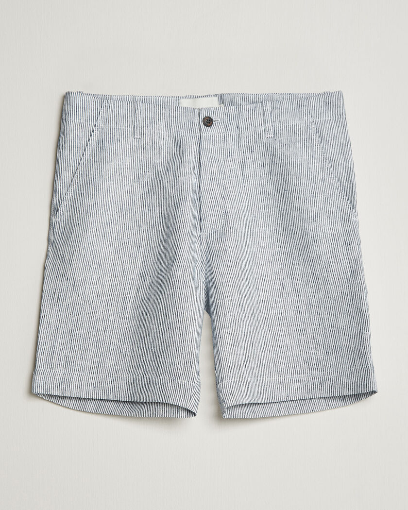 Auralee Finx Linen Easy Shorts Ecru at CareOfCarl.com