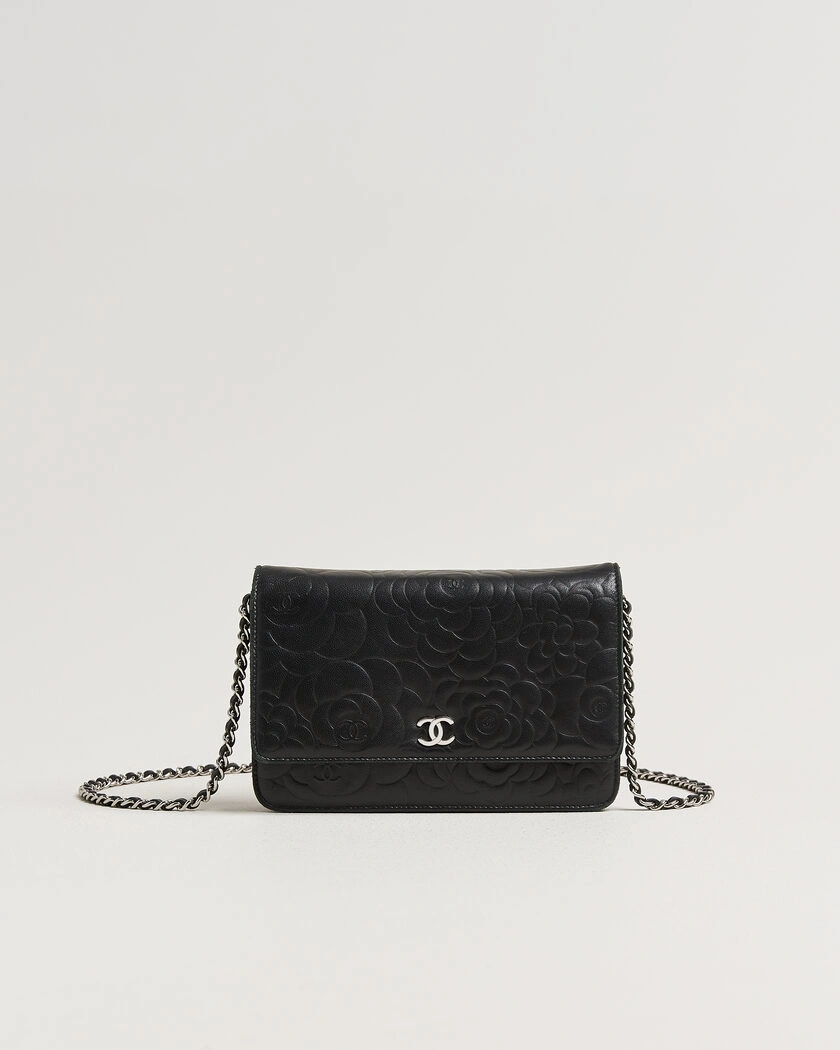 Chanel Pre-Owned Wallet On Chain Camelia Lambskin Black – Black