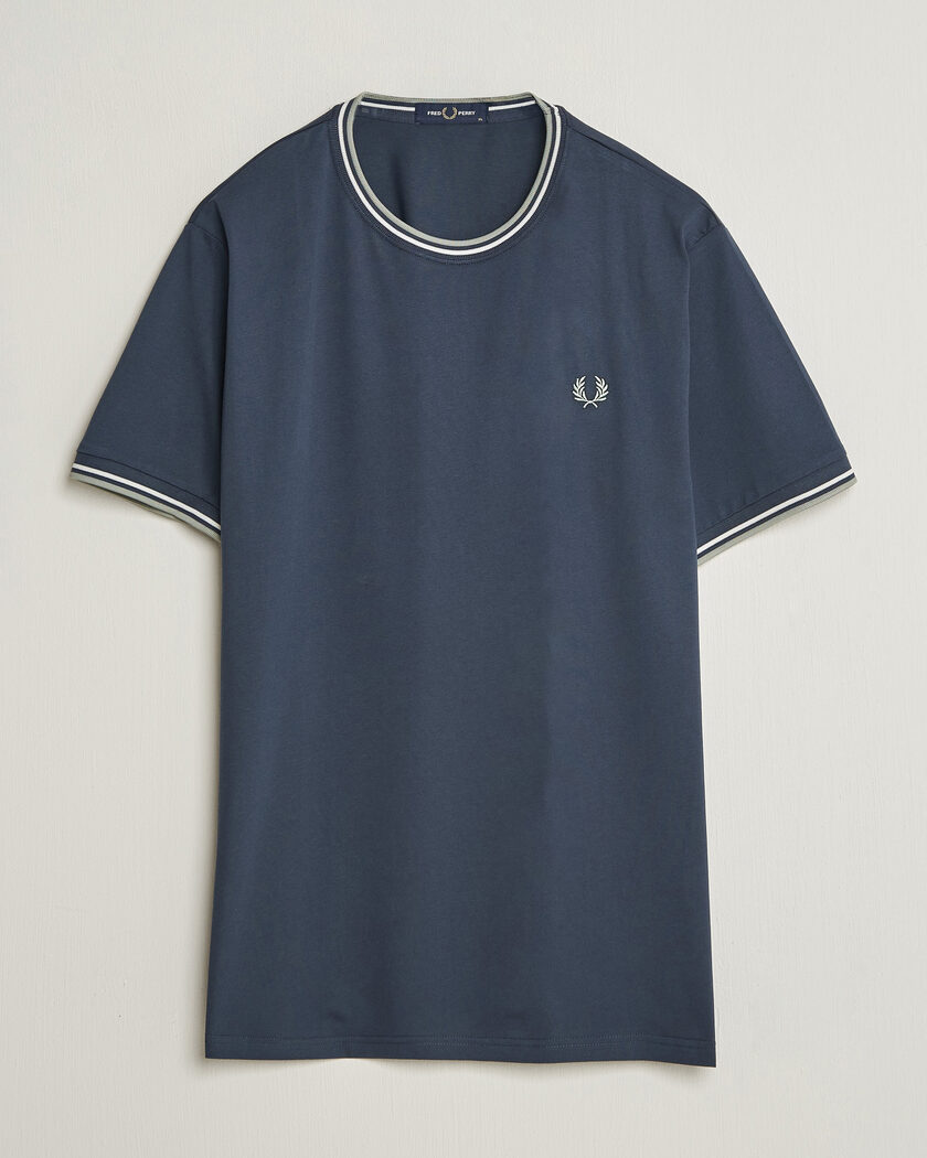 Fred Perry Twin Tipped T-Shirt Dark Airforce – Blue