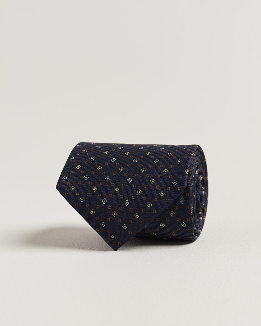 Thom Browne 4 Bar Classic Tie Medium Grey at CareOfCarl.com