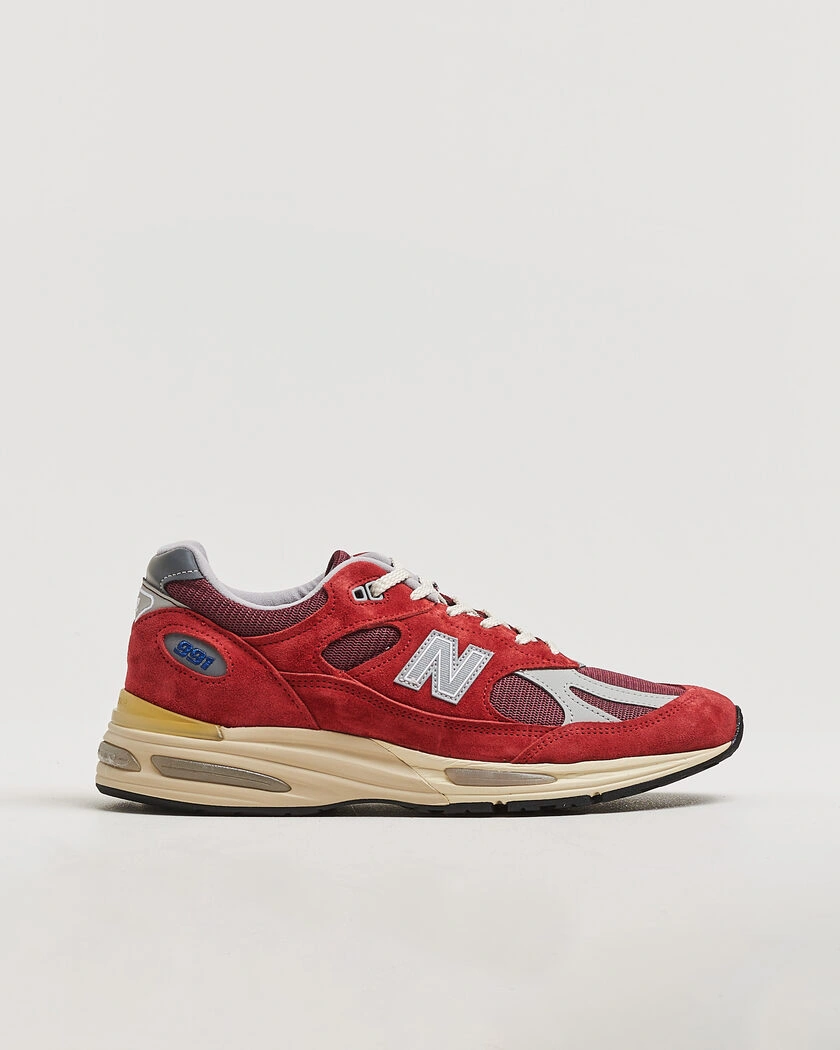 New Balance Made In US & UK New Balance Made in Made in UK 991v2 Vintage Sports Karanda Red – Red