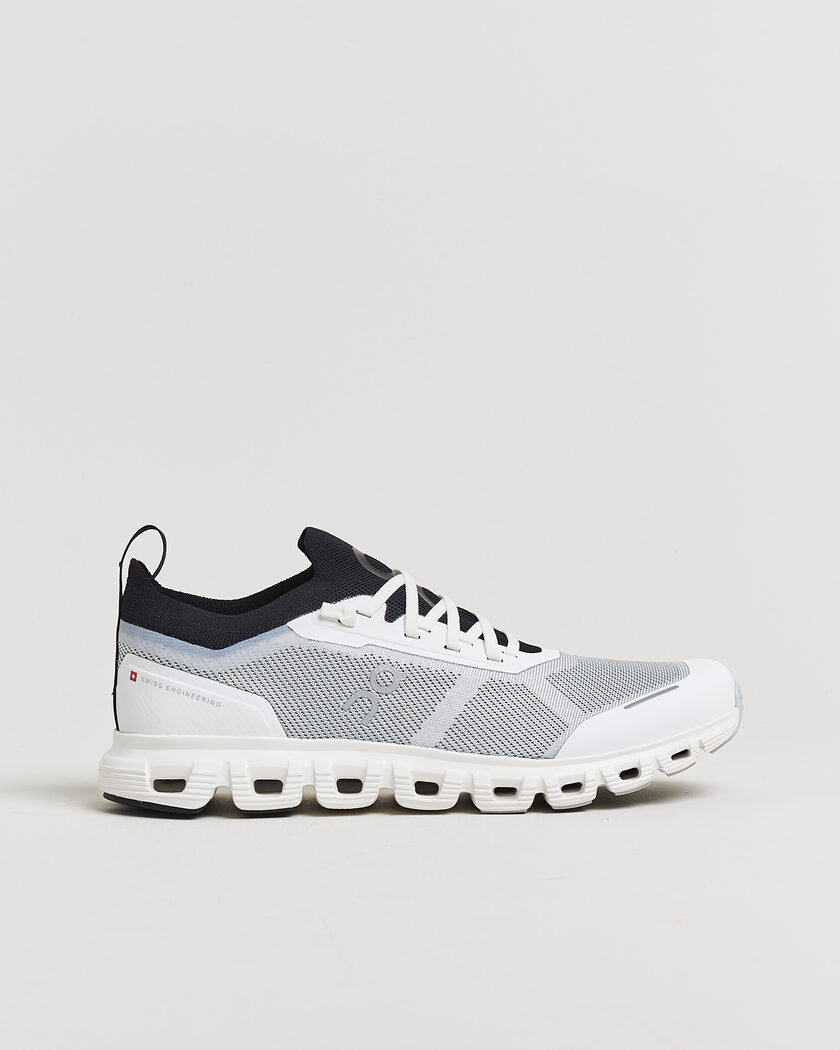 On Cloud 6 Versa White/Black – White