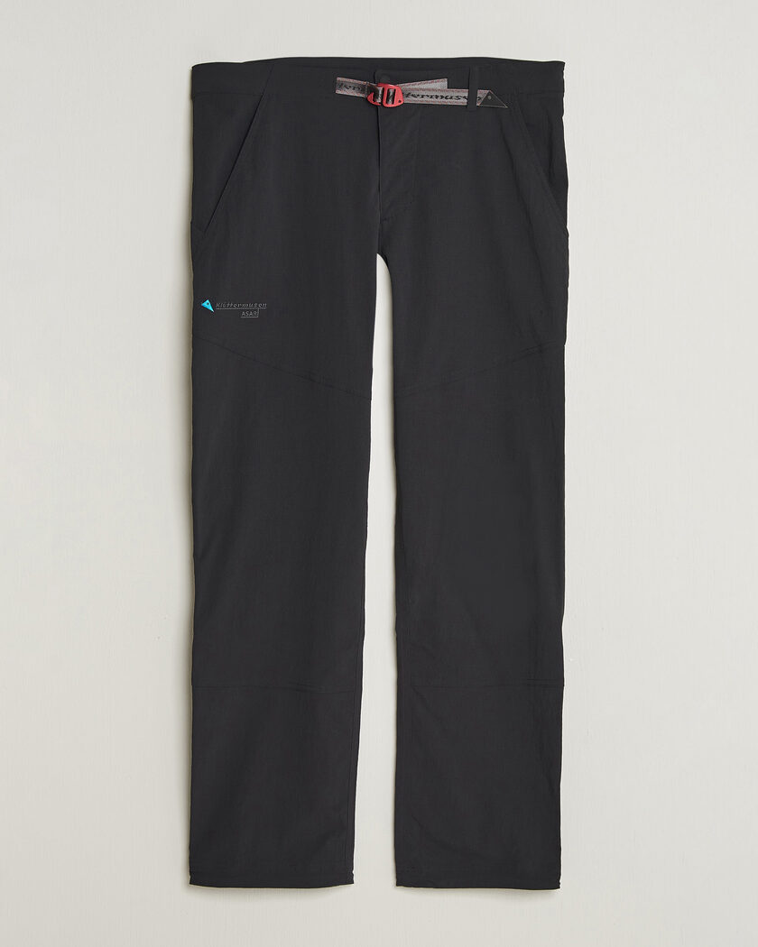 Goldwin One Tuck Tapered Stretch Pants Black at CareOfCarl.com