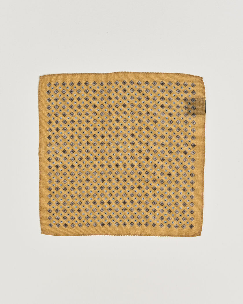 Amanda Christensen Wool Flower Pocket Square Yellow – Yellow