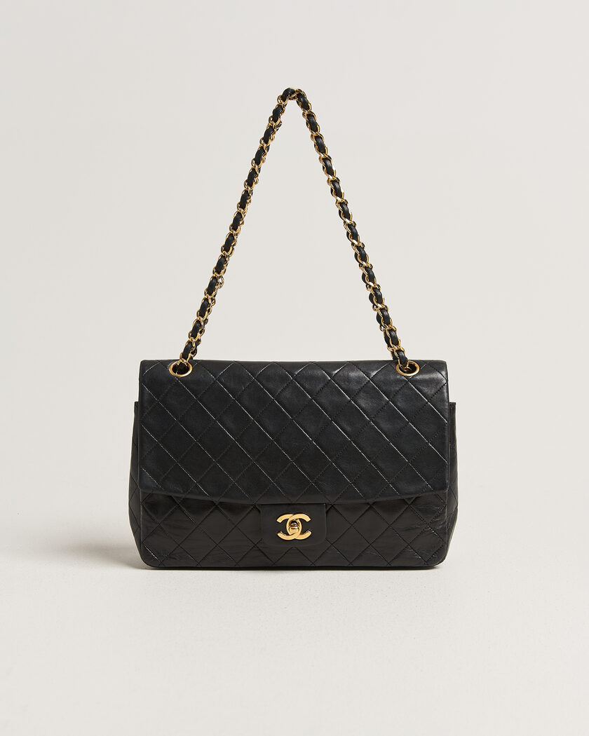 Chanel Pre-Owned Vintage Classic Flap Bag Lambskin Black – Black