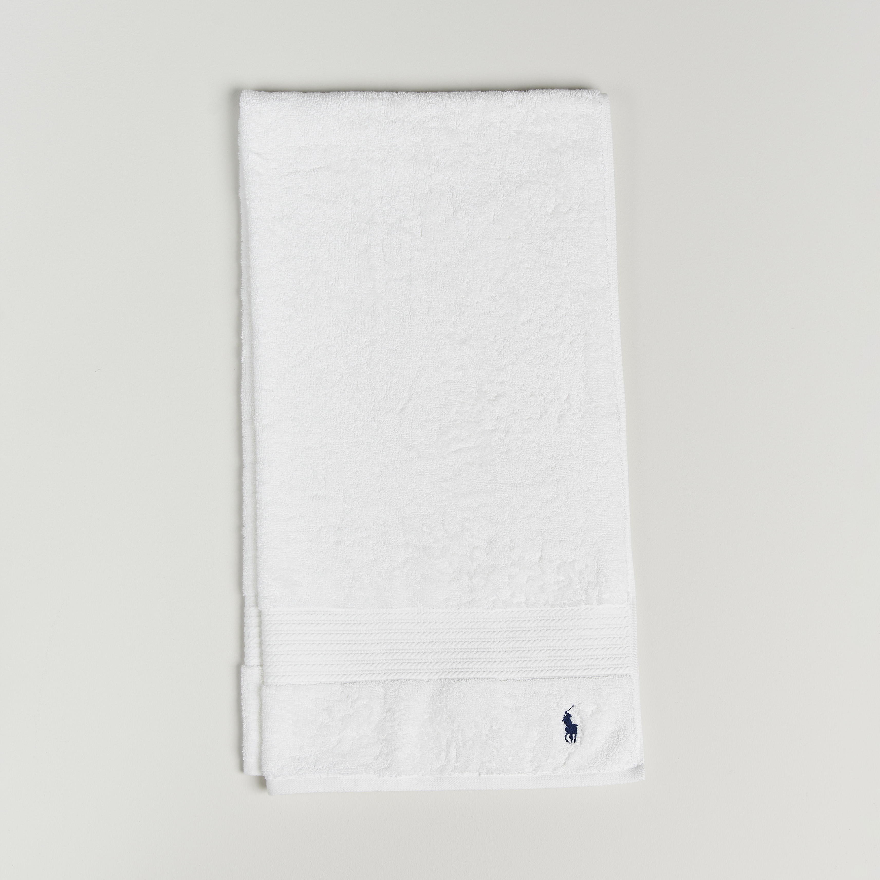Ralph Lauren Home Polo Player Shower Towel 75x140 White at CareOfCarl.com