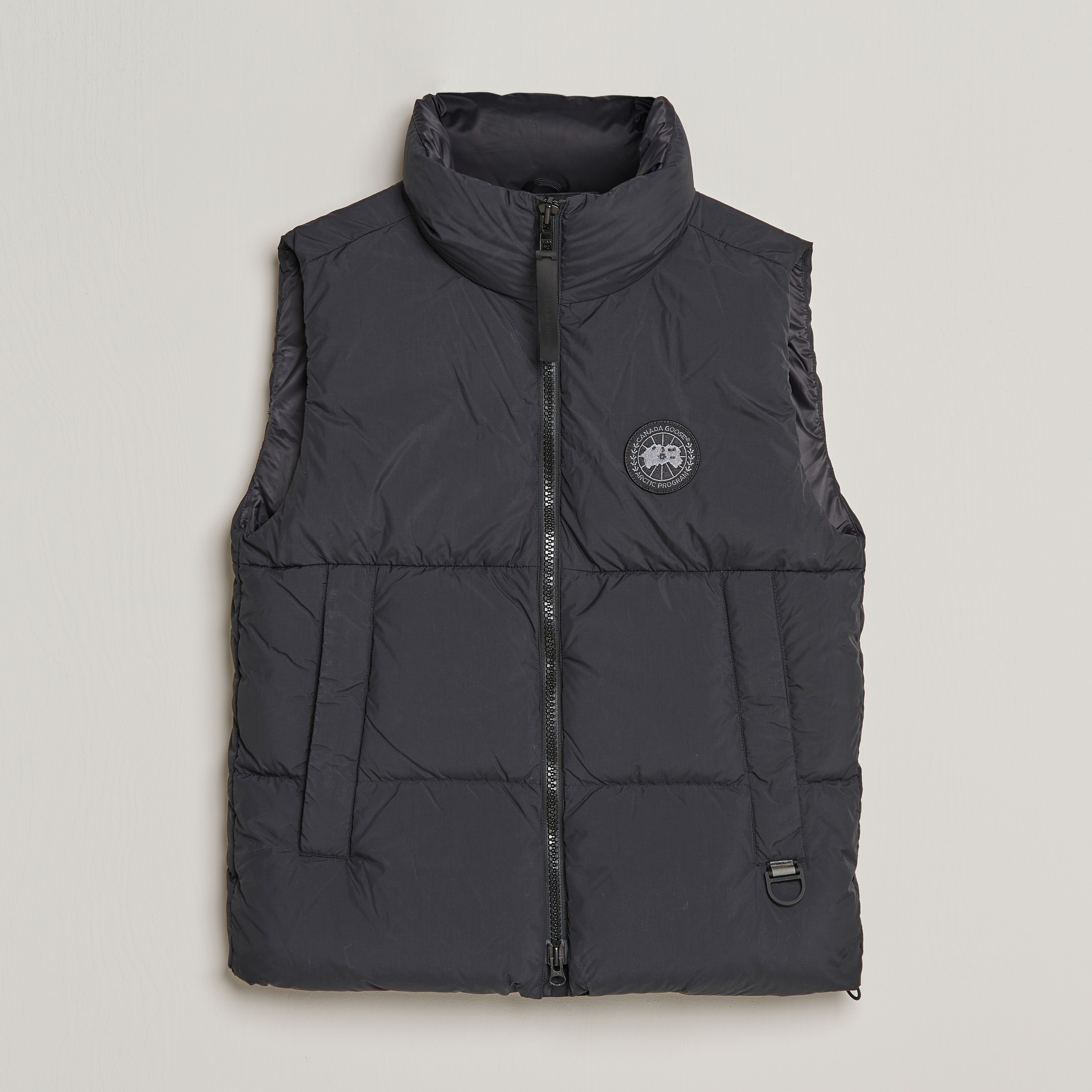  ☆ Everett Vest BLACK LABEL Canada Goose Black Label Everett Vest Black at CareOfCarl.com