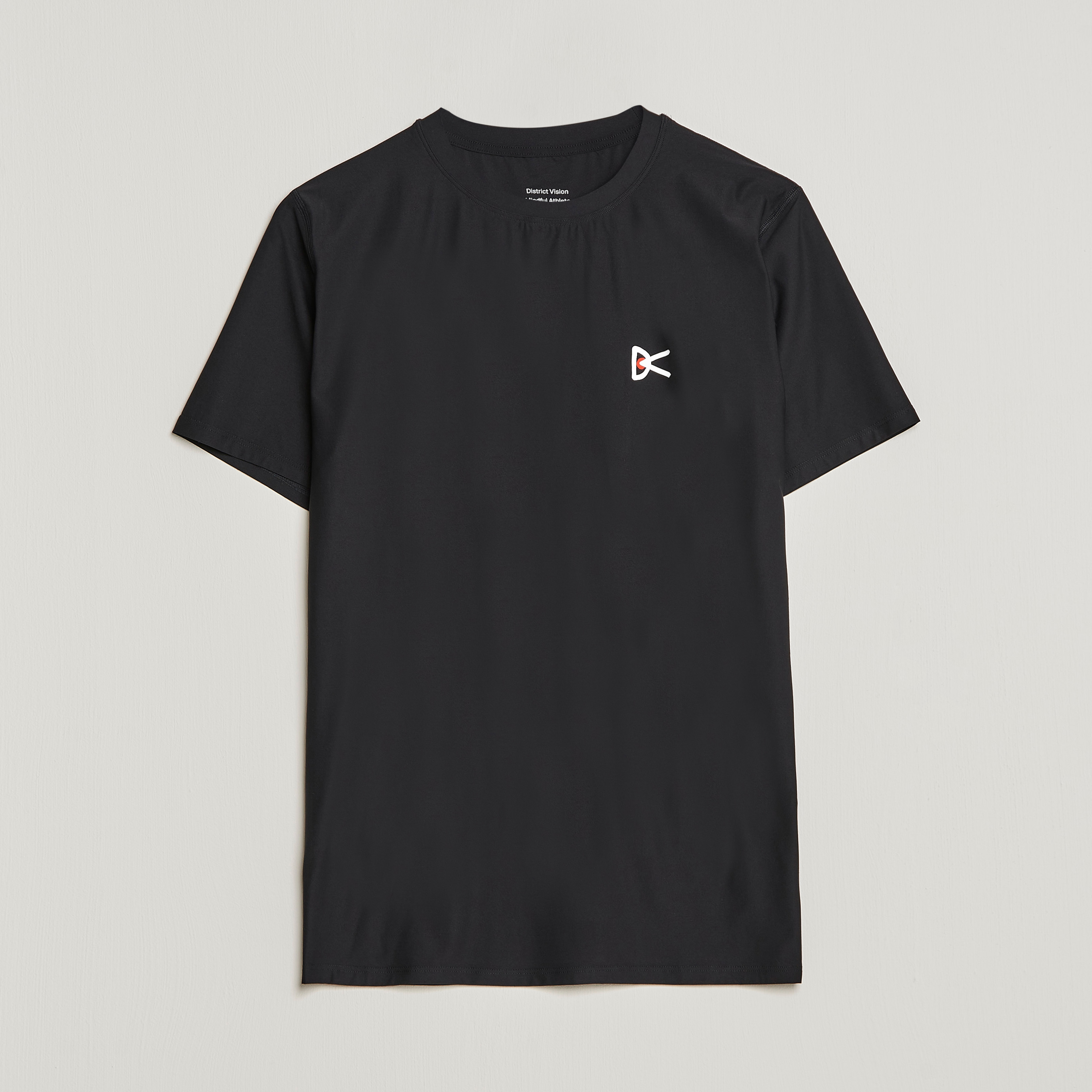 【新品】 District Vision ティーシャツ District Vision Aloe-Tech Short Sleeve T-Shirt Black at CareOfCarl.com
