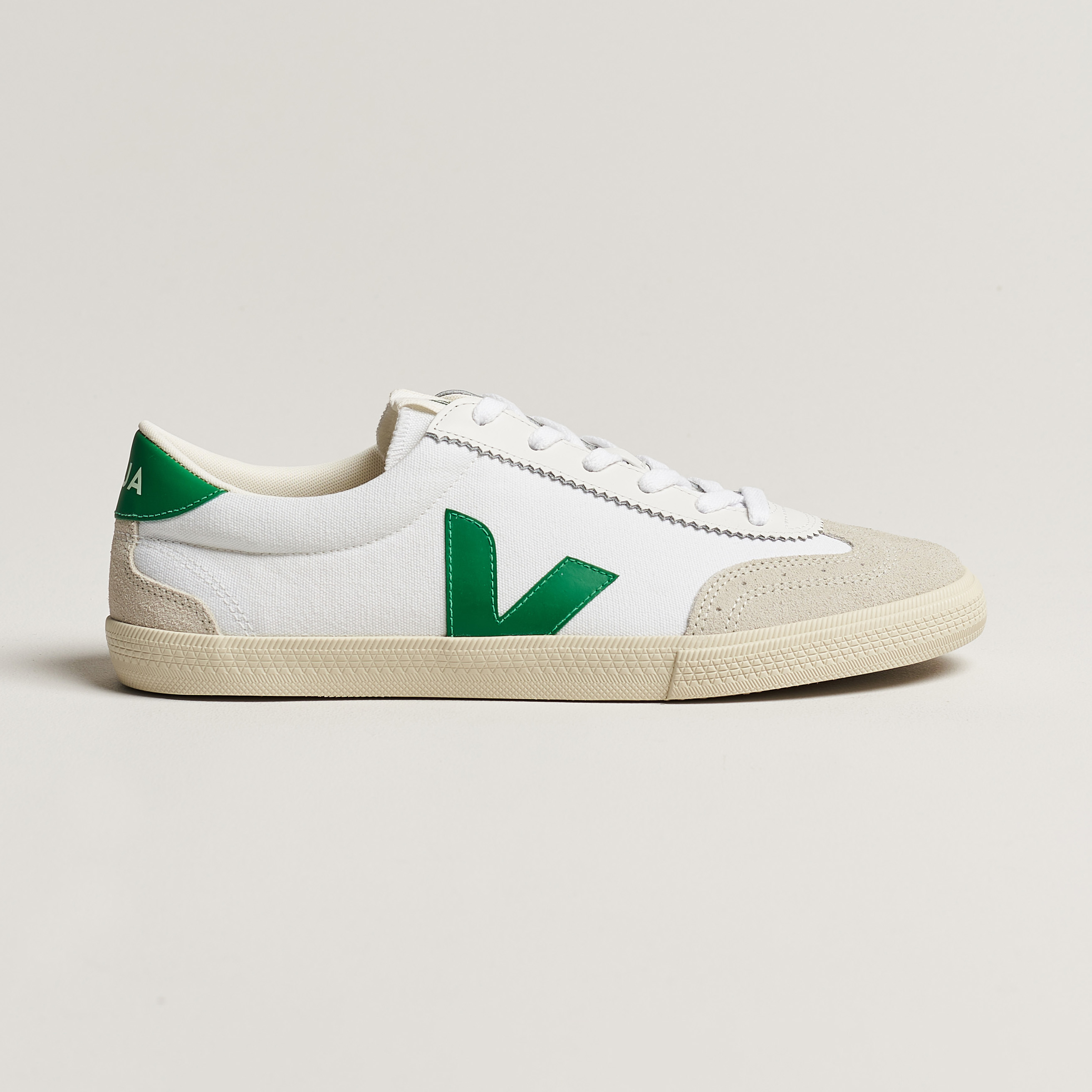Veja Volley sneakers for Women - Purple in Bahrain Level Shoes
