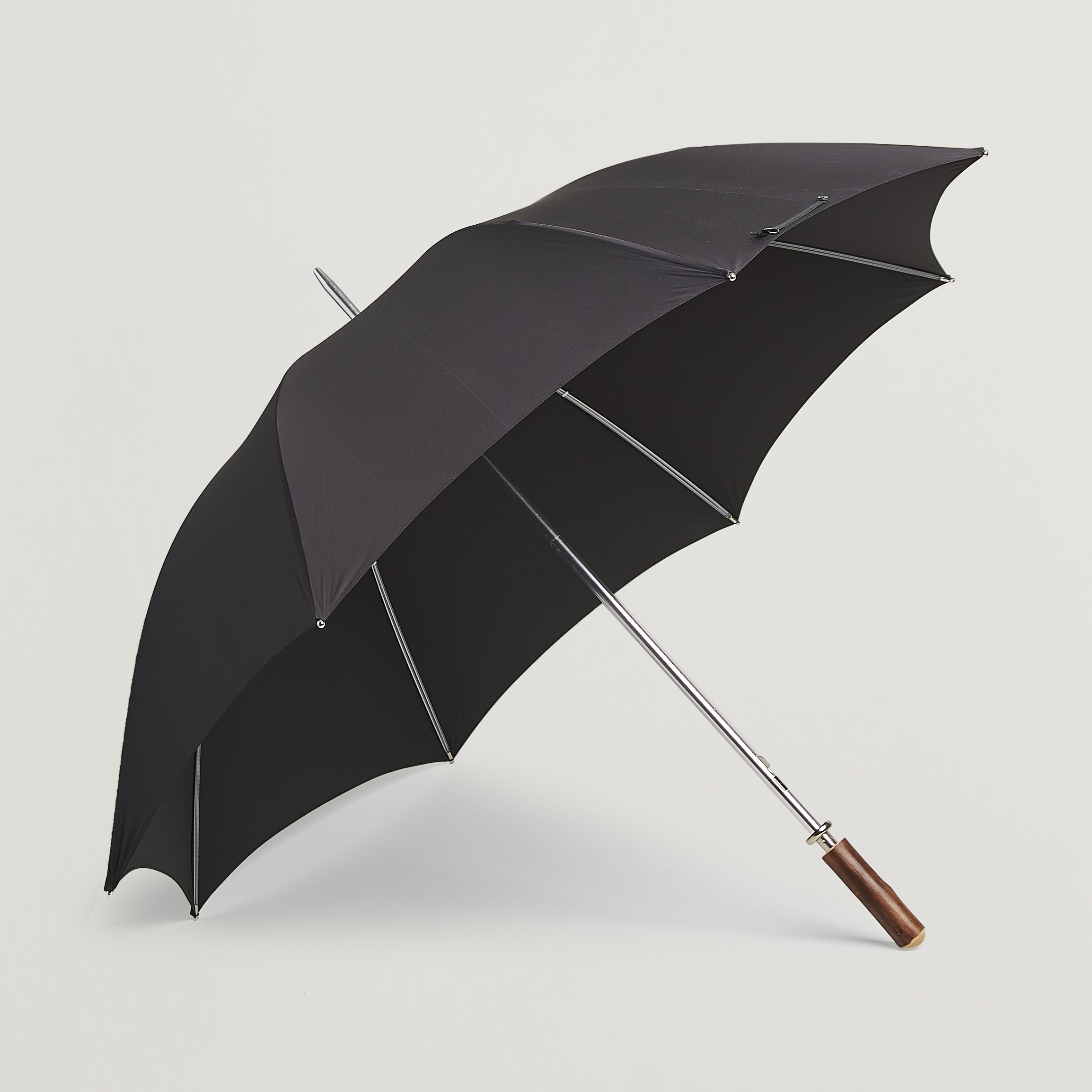 Fox Umbrellas Chestnut Straight Umbrella Black at CareOfCarl.com