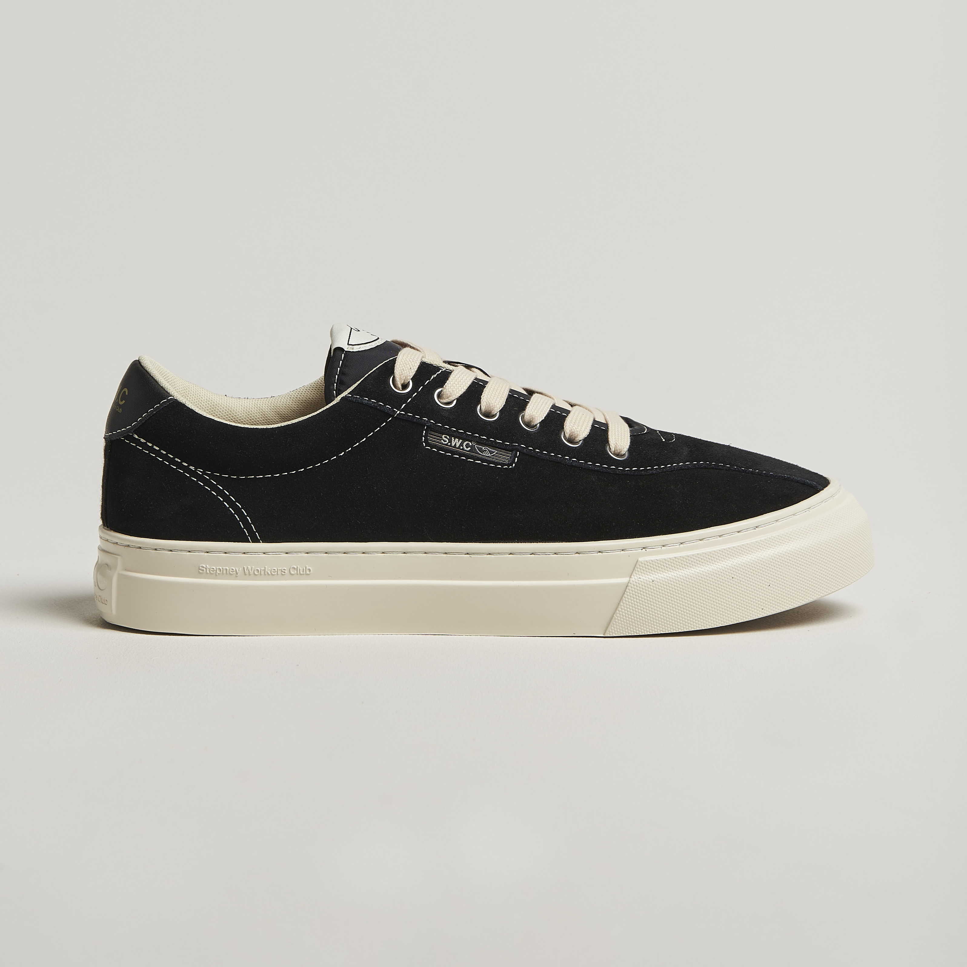 Stepney Workers Club Dellow 02 Cupsole Suede Sneaker Black at