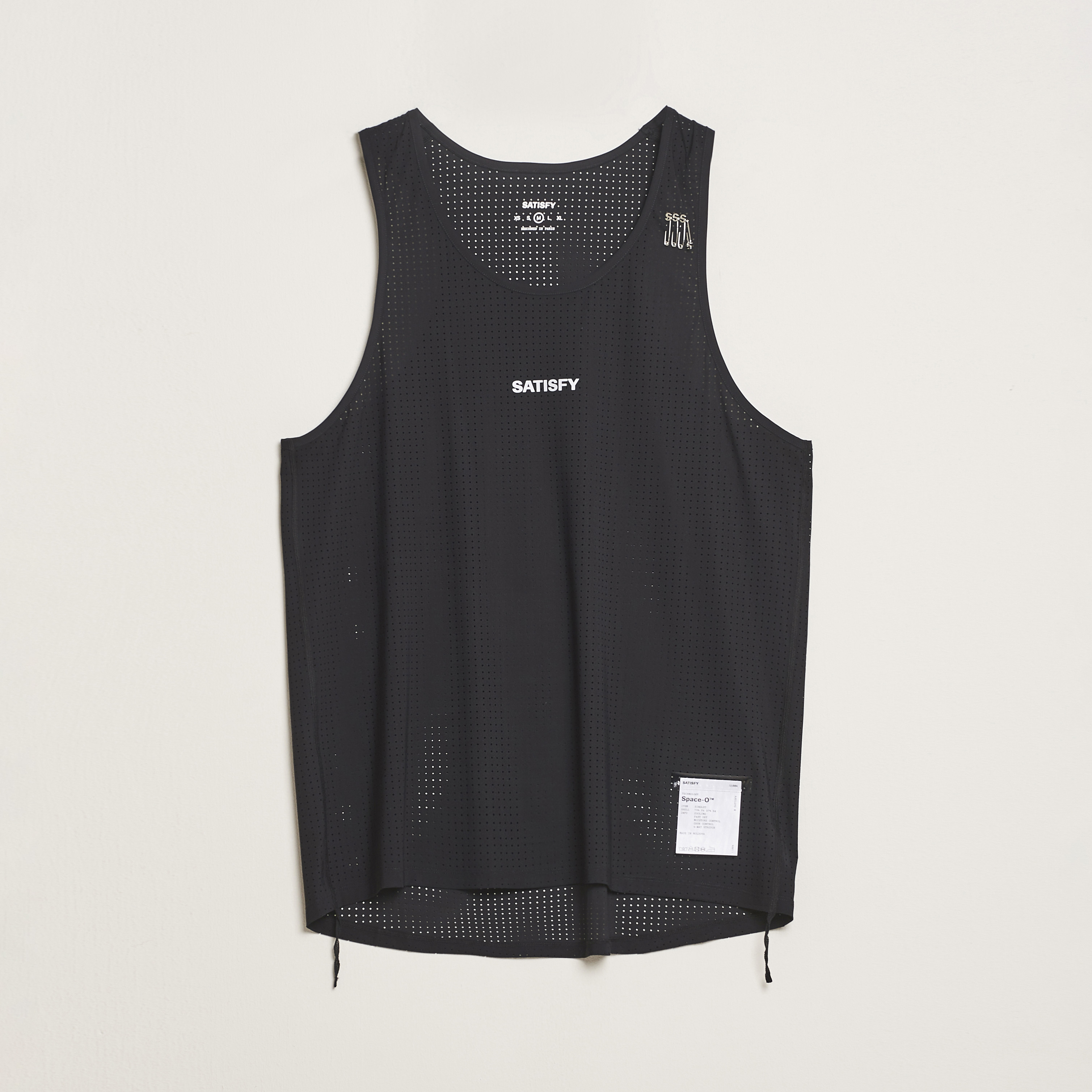 Satisfy Space-O Singlet Black at CareOfCarl.com