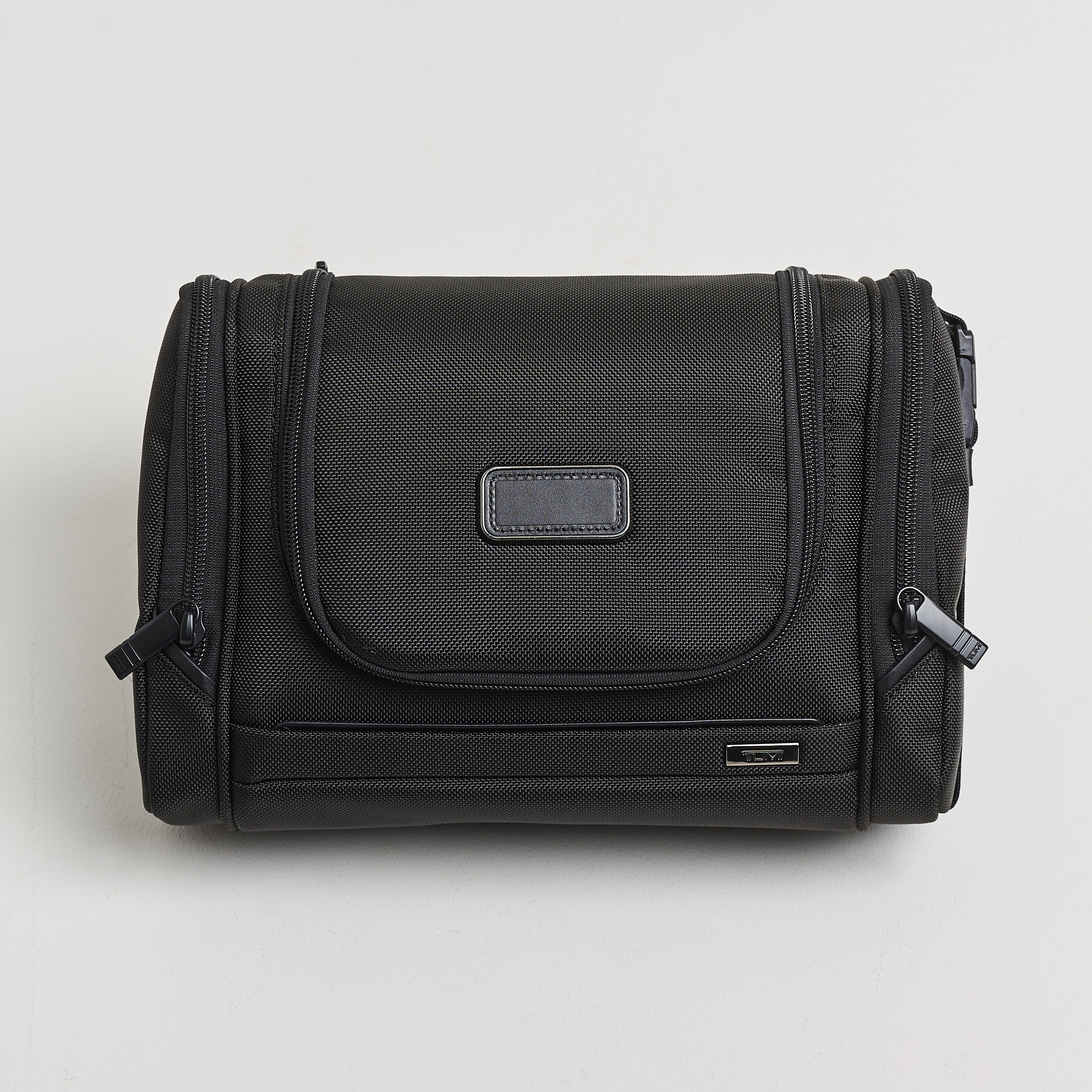 TUMI Alpha Hanging Travel Kit Black at CareOfCarl.com