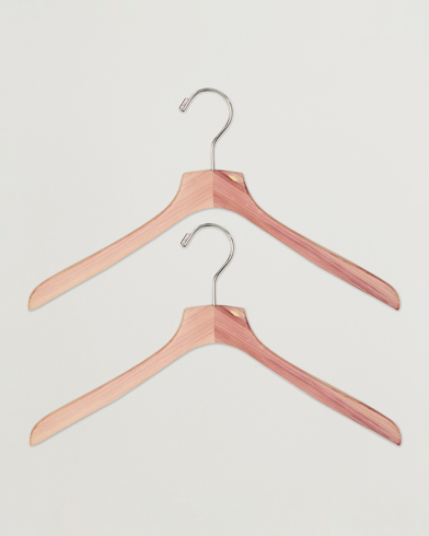 Men | Care with Carl | Care with Carl | 6-Pack Cedar Wood Shirt Hanger