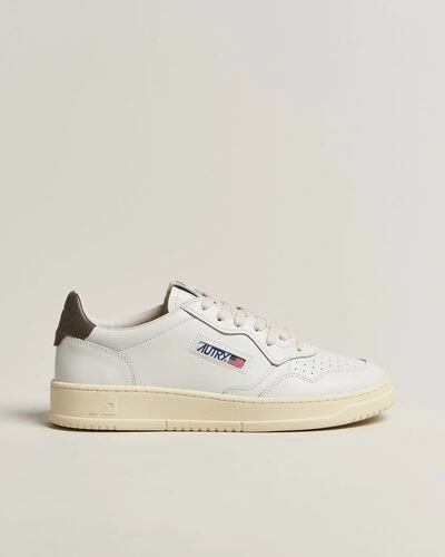 Autry Medalist Low Sneaker White/Chocolate