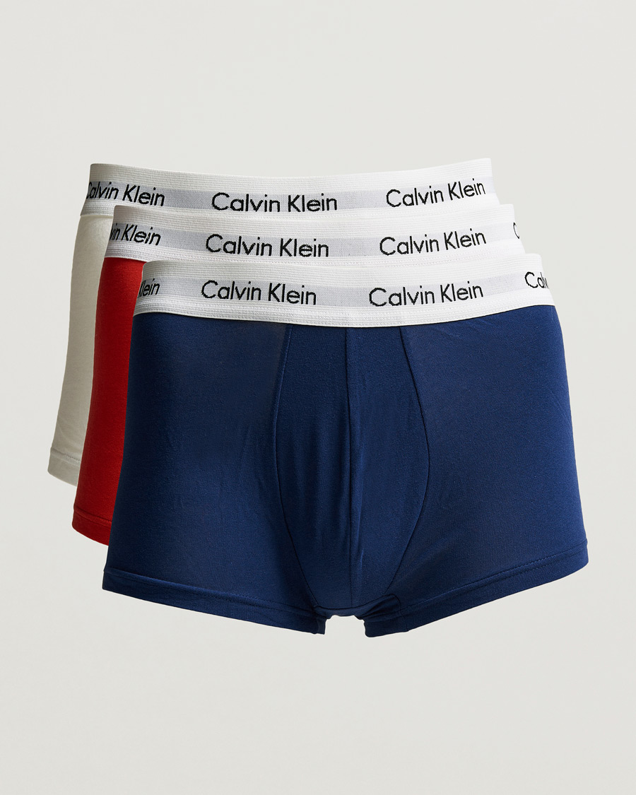 Men | Boxers | Calvin Klein | Cotton Stretch Low Rise Trunk 3-pack Red/Blue/White