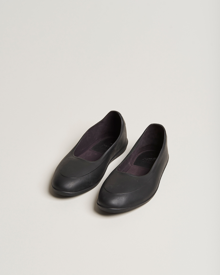Men | Care with Carl | Swims | Classic Overshoe Black