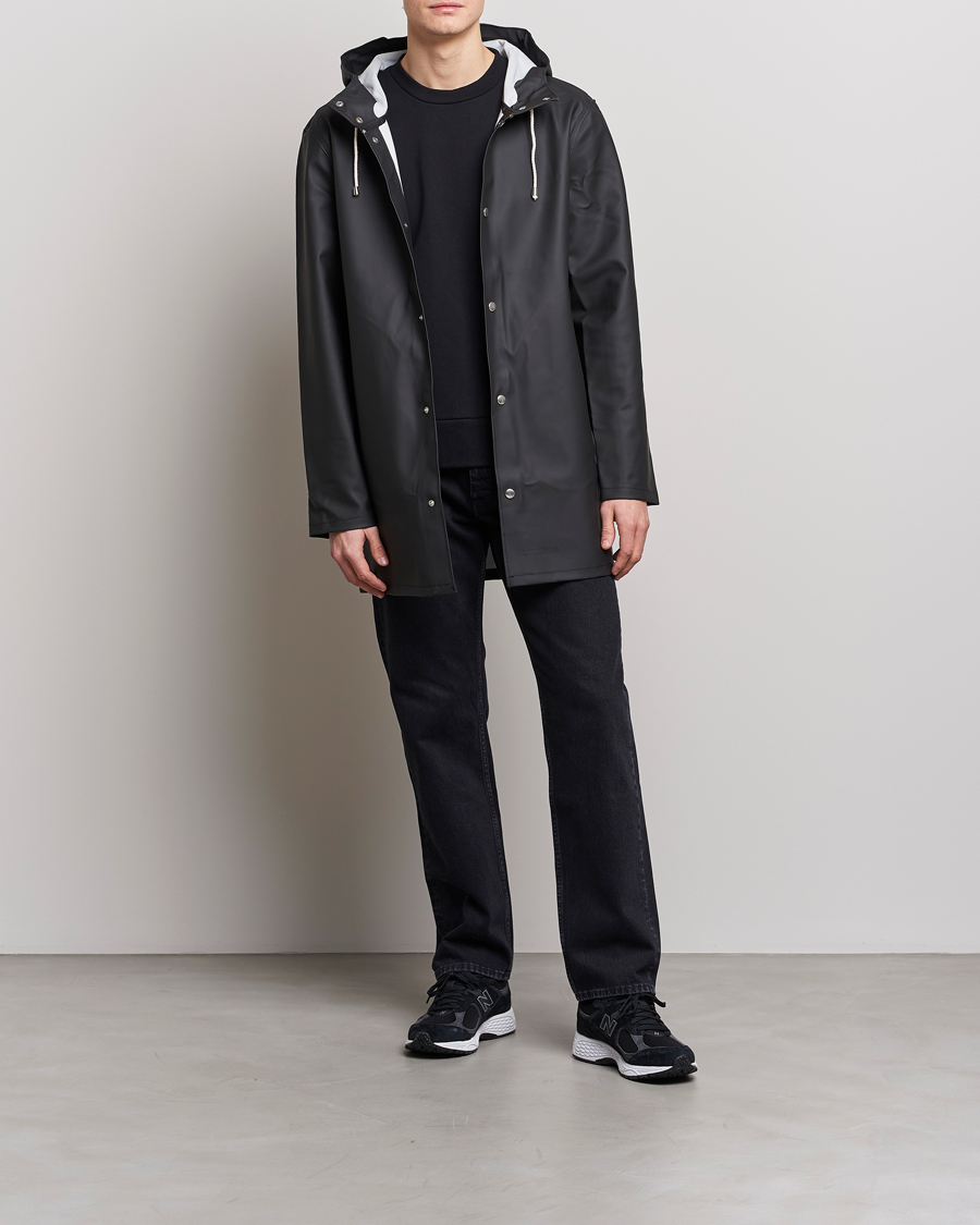 Men | Face the Rain in Style | Stutterheim | Stockholm Raincoat Black