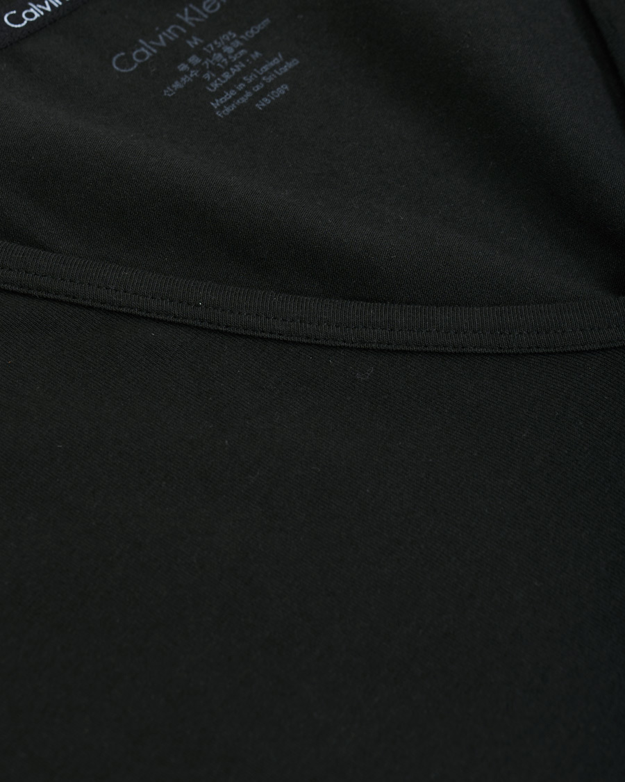Men | T-Shirts | Calvin Klein | Cotton V-Neck Tee 2-Pack Black